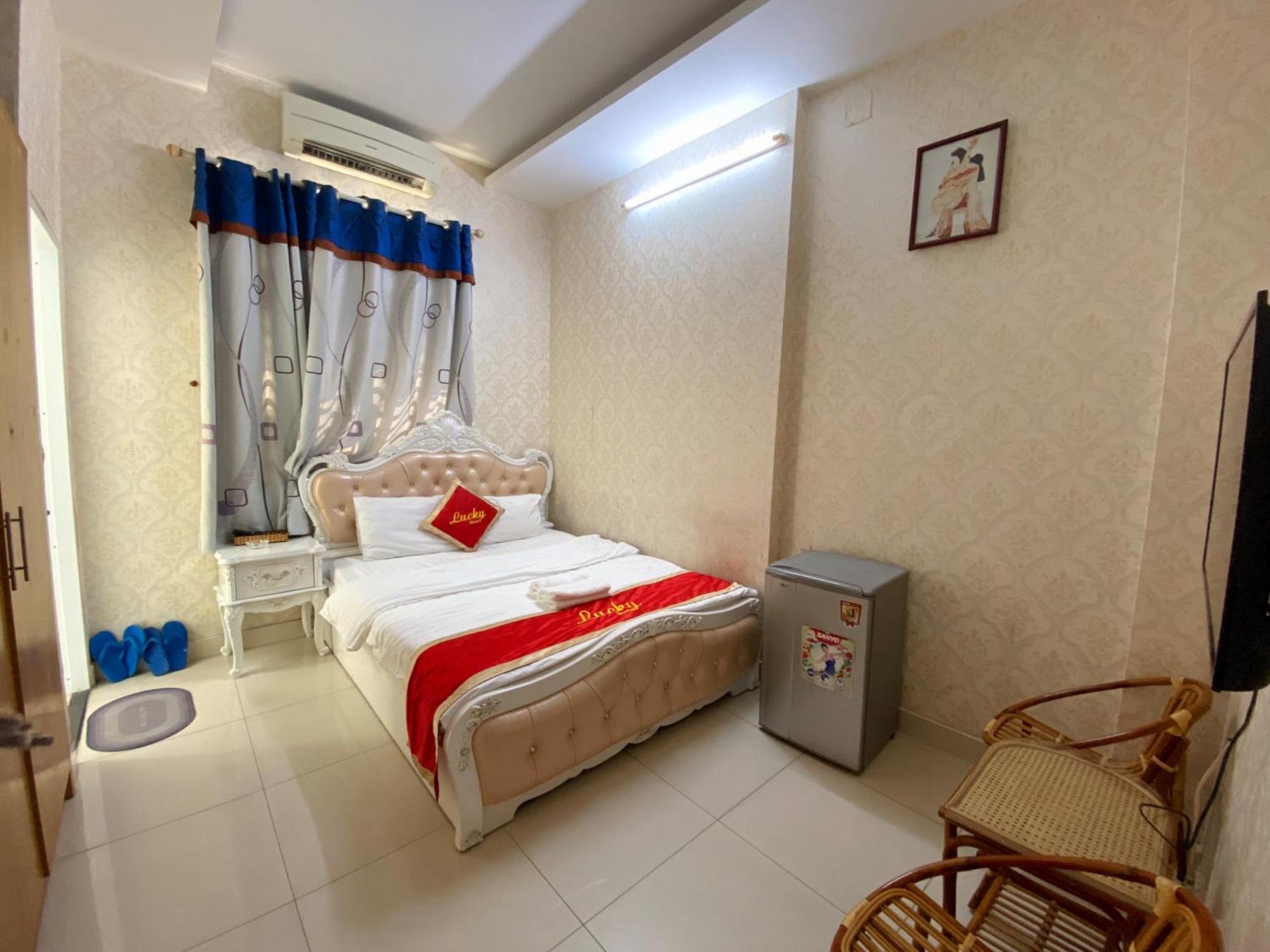 Lucky Hotel Хошимин Экстерьер фото