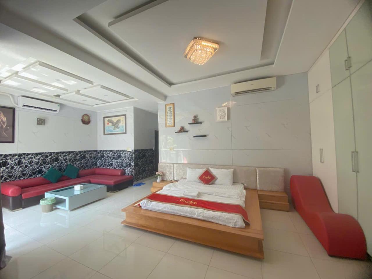 Lucky Hotel Хошимин Экстерьер фото