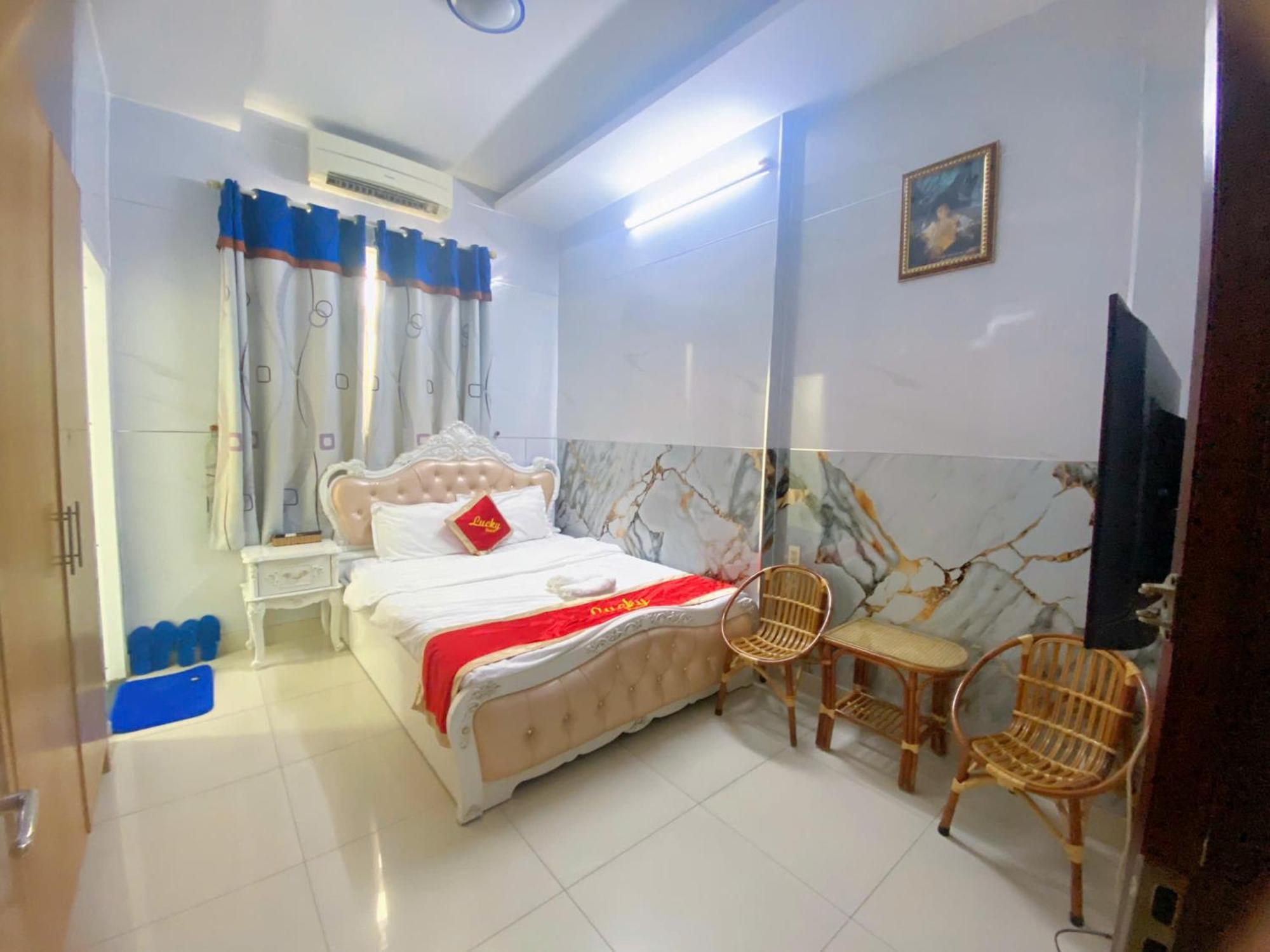 Lucky Hotel Хошимин Экстерьер фото